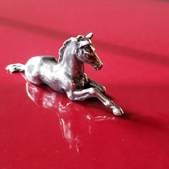 Pewter Foal - Picture 2 of 5